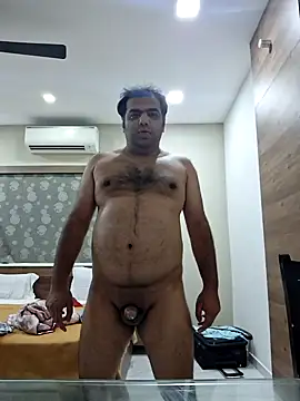 Snapshot of kaustubh45 chatting on 12.31.24 kaustubh45 online show from 12.31.24