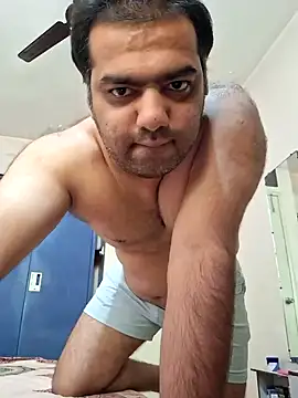 Snapshot of kaustubh45 chatting on 01.29.25 kaustubh45 online show from 01.29.25
