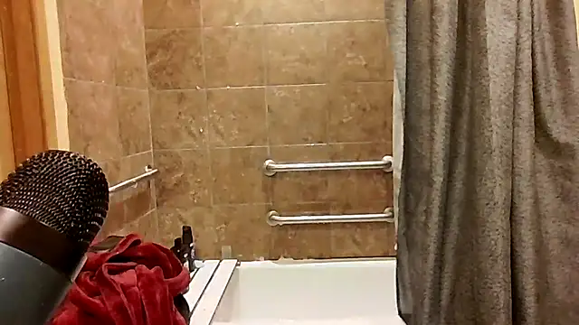 Maculine Stayr online show from 10.25.25