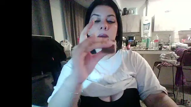 Snapshot of Janefruti chatting on 02.26.26 Janefruti online show from 02.26.26