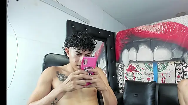 Strongernastyx online show from 01.24.25