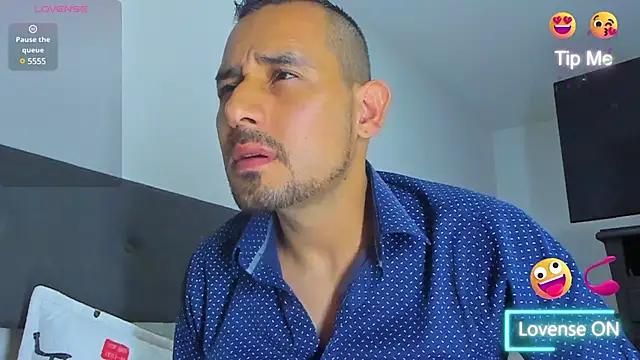 jhonyalzate2 online show from 02.10.25