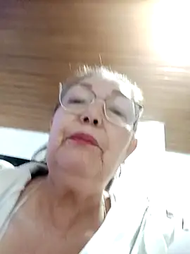 Vicky Rosse online show from 02.08.25