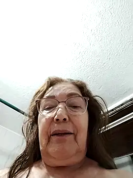 Vicky Rosse online show from 09.16.25