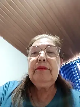 Vicky Rosse online show from 10.11.25