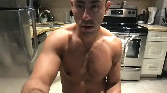 Snapshot of BigGuyMuscle chatting on 02.27.25 BigGuyMuscle online show from 02.27.25