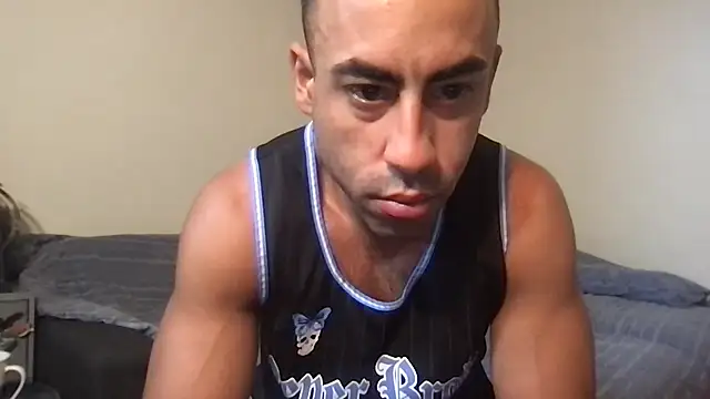Snapshot of BigGuyMuscle chatting on 10.13.25 BigGuyMuscle online show from 10.13.25