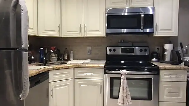 BigGuyMuscle online show from 02.14.26