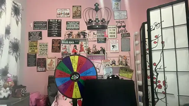 latinacubana online show from 02.21.25