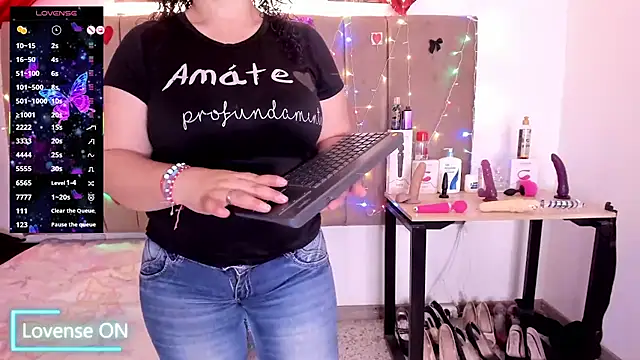 Zaly mature online show from 10.25.25