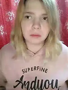 Zuli Kiska online show from 01.06.25