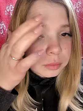 Zuli Kiska online show from 02.18.25