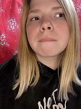 Zuli Kiska online show from 03.22.25