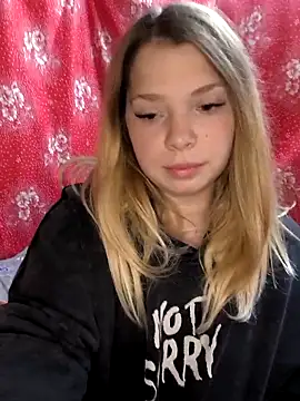 Zuli Kiska online show from 11.03.25