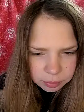 Zuli Kiska online show from 04.06.26