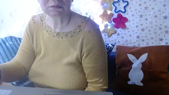 Snapshot of QueenLana chatting on 01.15.26 QueenLana online show from 01.15.26