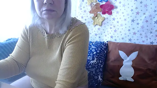 Snapshot of QueenLana chatting on 02.09.26 QueenLana online show from 02.09.26