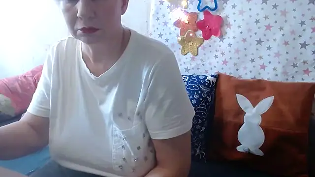 Snapshot of QueenLana chatting on 02.25.26 QueenLana online show from 02.25.26