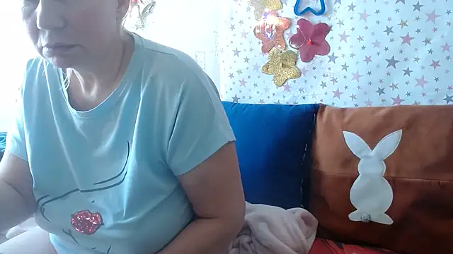 Snapshot of QueenLana chatting on 03.05.26 QueenLana online show from 03.05.26