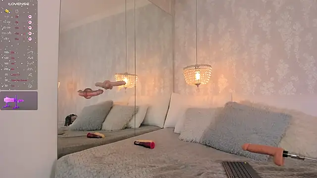 danaythamara1 online show from 09.13.25