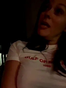 Snapshot of bellafreakyfun chatting on 09.12.25 bellafreakyfun online show from 09.12.25