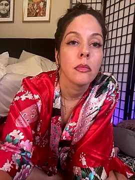 Snapshot of bellafreakyfun chatting on 09.15.25 bellafreakyfun online show from 09.15.25