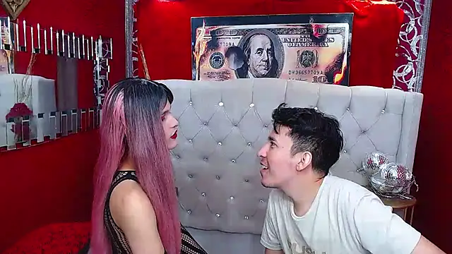 Snapshot of shannentrans chatting on 12.14.24 shannentrans online show from 12.14.24