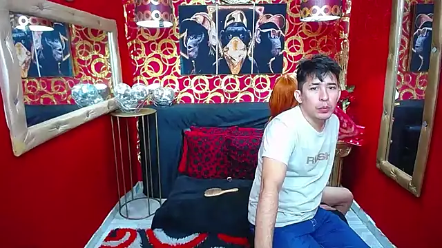 Snapshot of shannentrans chatting on 01.22.25 shannentrans online show from 01.22.25