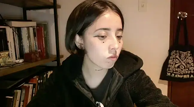 babyluna 8 8 online show from 03.04.25