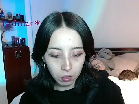 Snapshot of babyluna_8_8 chatting on 04.22.26 babyluna 8 8 online show from 04.22.26