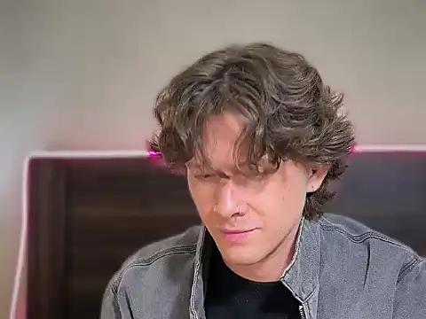 Snapshot of mcklister_kinky_feets chatting on 03.14.26 mcklister kinky feets online show from 03.14.26