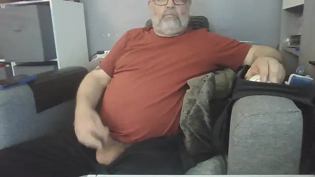 Snapshot of Naturistmale45 chatting on 04.19.26 Naturistmale45 online show from 04.19.26