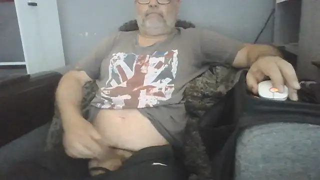 Snapshot of Naturistmale45 chatting on 05.31.26 Naturistmale45 online show from 05.31.26