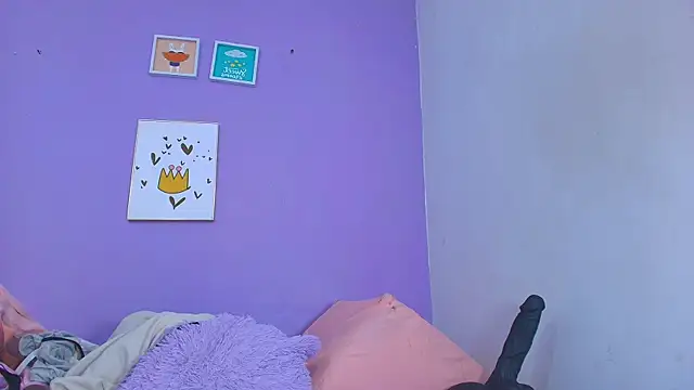 timkerbell  online show from 03.18.25