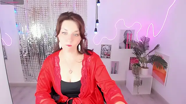 Snapshot of MargaretFatal chatting on 07.16.26 MargaretFatal online show from 07.16.26