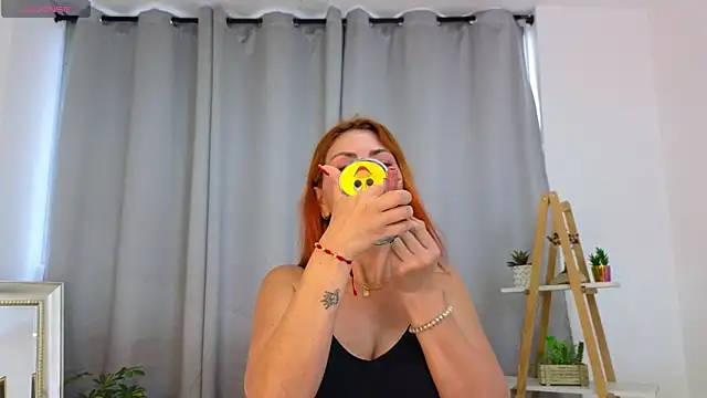 Snapshot of bella__adams chatting on 02.06.25 bella adams online show from 02.06.25