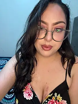 MileyGia online show from 02.13.26