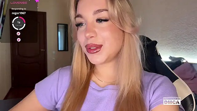 ariashaa online show from 11.24.25