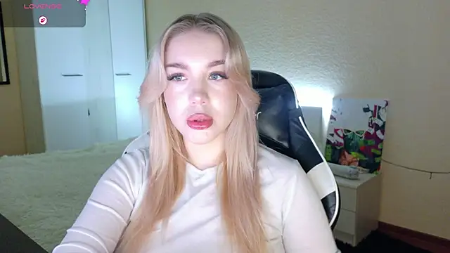 ariashaa online show from 12.04.25