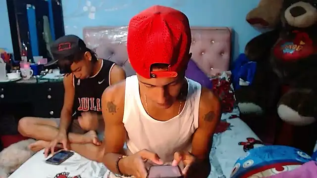 Snapshot of gustavo_saaled19 chatting on 12.04.24 gustavo saaled19 online show from 12.04.24