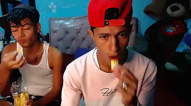 Snapshot of gustavo_saaled19 chatting on 12.13.24 gustavo saaled19 online show from 12.13.24