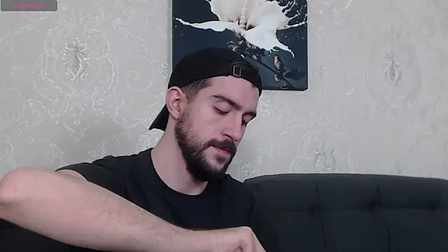 Snapshot of Dylan_Best chatting on 01.10.25 Dylan Best online show from 01.10.25