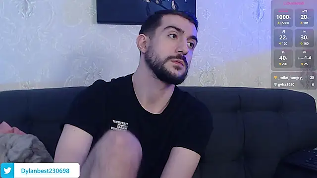 Snapshot of Dylan_Best chatting on 02.09.25 Dylan Best online show from 02.09.25