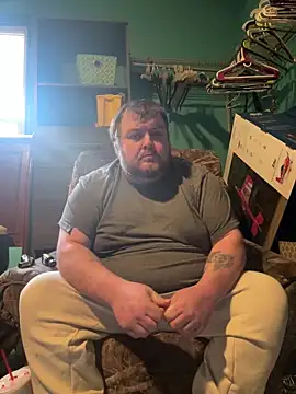 Snapshot of fatdickdaddy448 chatting on 03.29.26 fatdickdaddy448 online show from 03.29.26