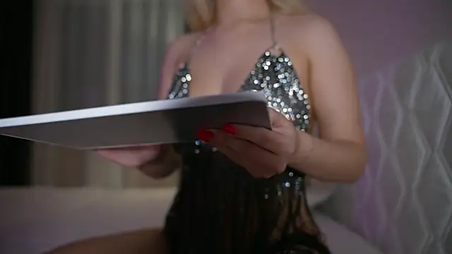 CatchMe1 online show from 02.25.26