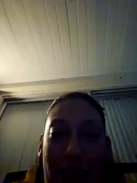 Nikkierosee online show from 12.20.24