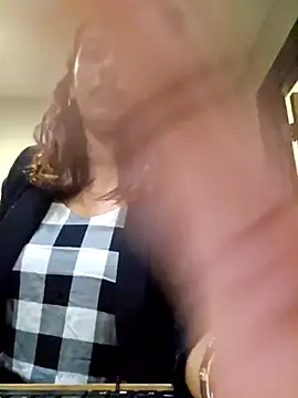 Nikkierosee online show from 03.08.25