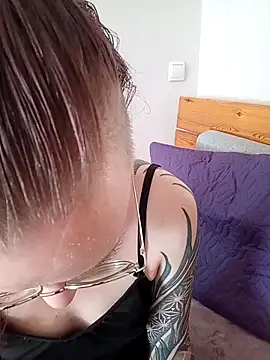 Snapshot of Aelita_bb chatting on 04.02.26 Aelita bb online show from 04.02.26