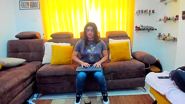 Khalifa Gold online show from 09.27.25