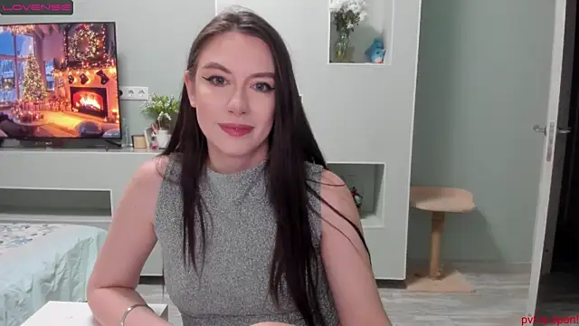 Snapshot of JuliaDiksonX chatting on 01.12.25 JuliaDiksonX online show from 01.12.25
